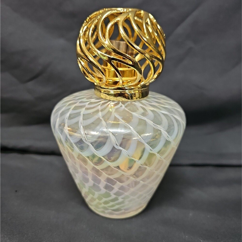 Home and Garden Fragrance Oil Lamp Opalescent Pearlascant Swirl